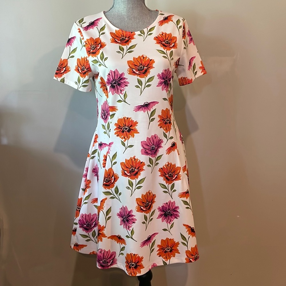 Divided Floral Pullover Dress